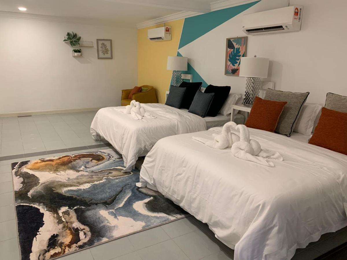 Mybed Homestay Паданг Бесар Екстериор снимка