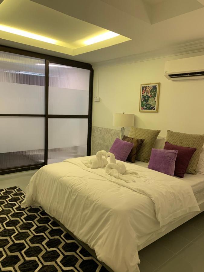 Mybed Homestay Паданг Бесар Екстериор снимка
